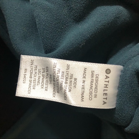 Athleta Green High Rise Crop leggings 78120 Sz M - Picture 6 of 6